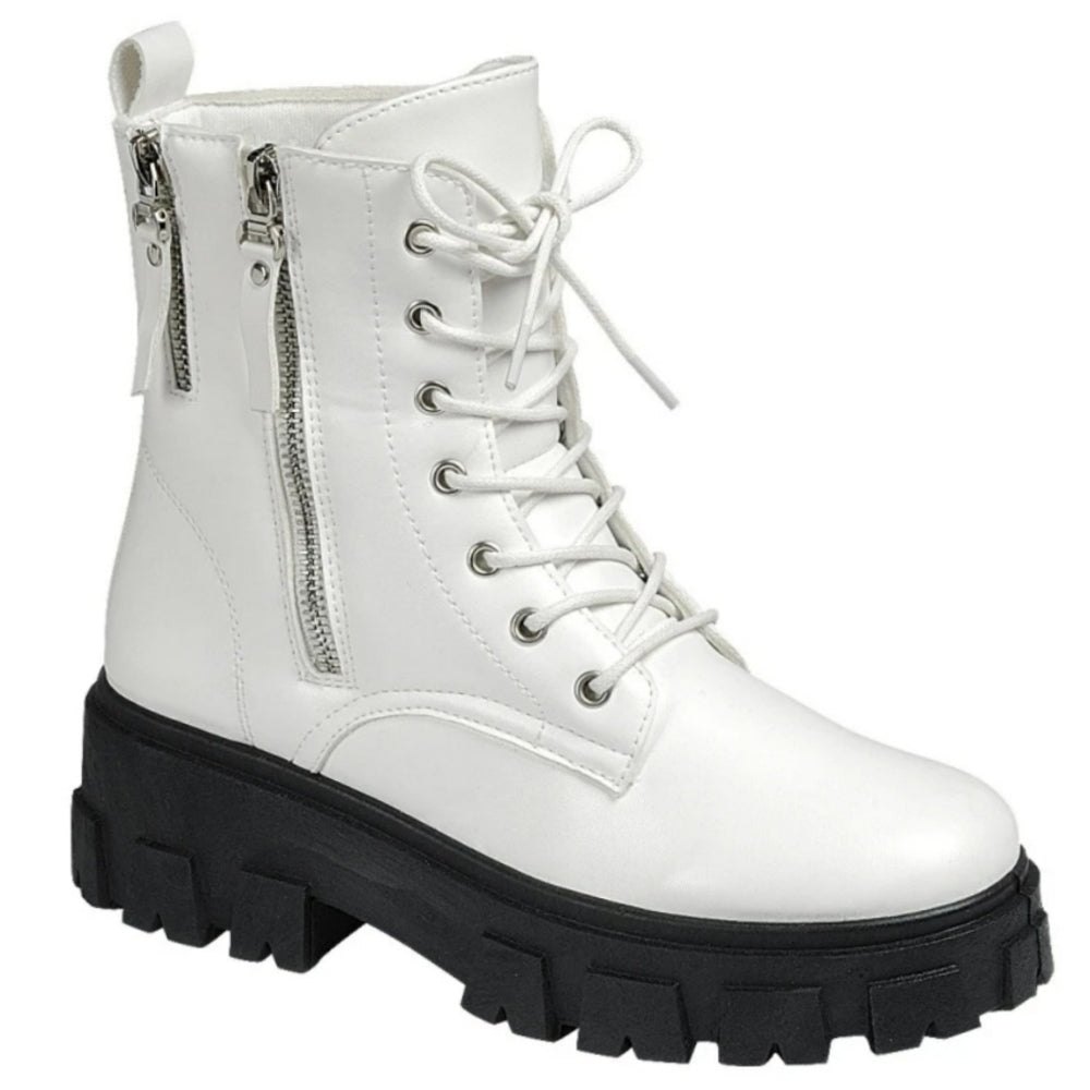 Just In 🖤 Valeska Military White boots