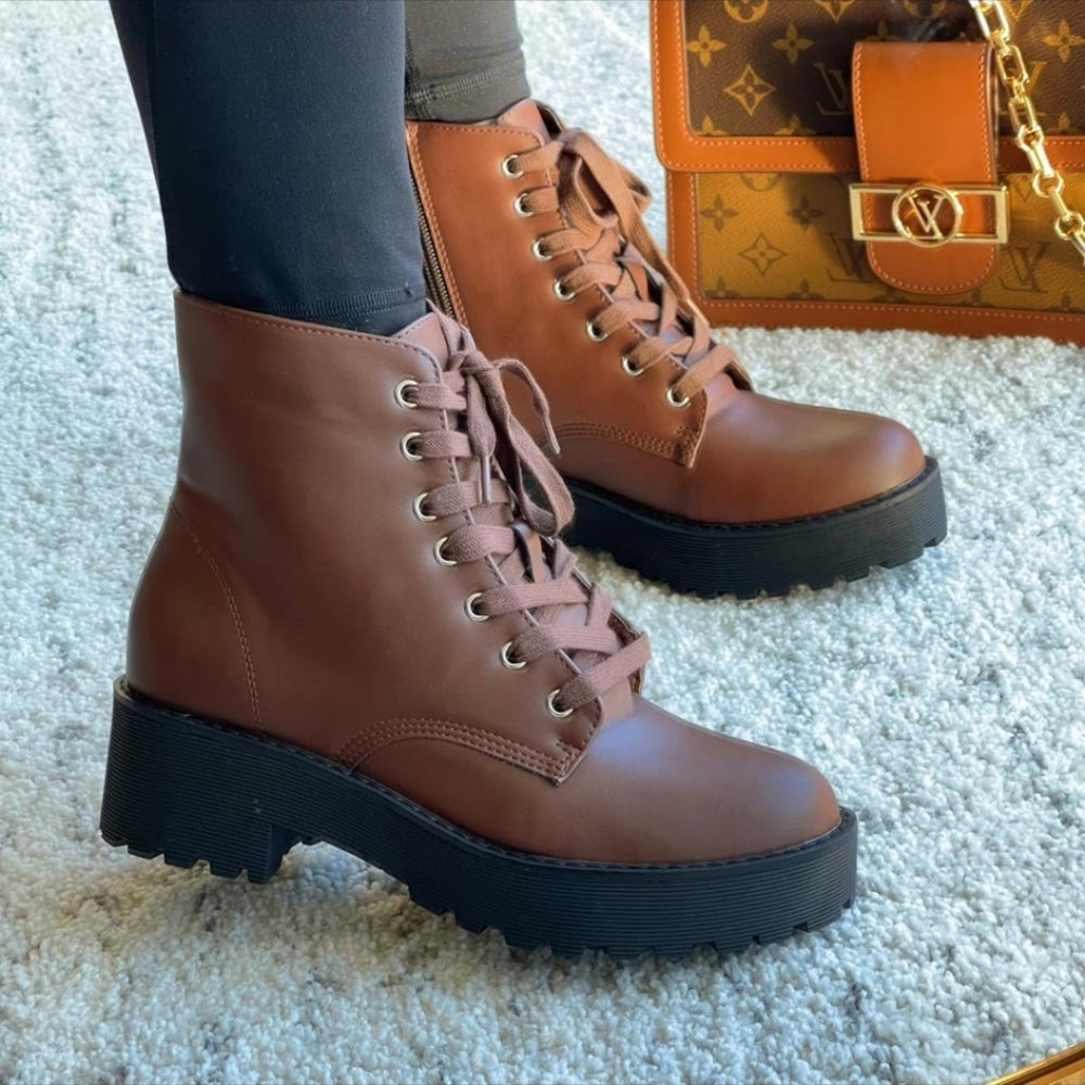 Just In Erika lace up boots