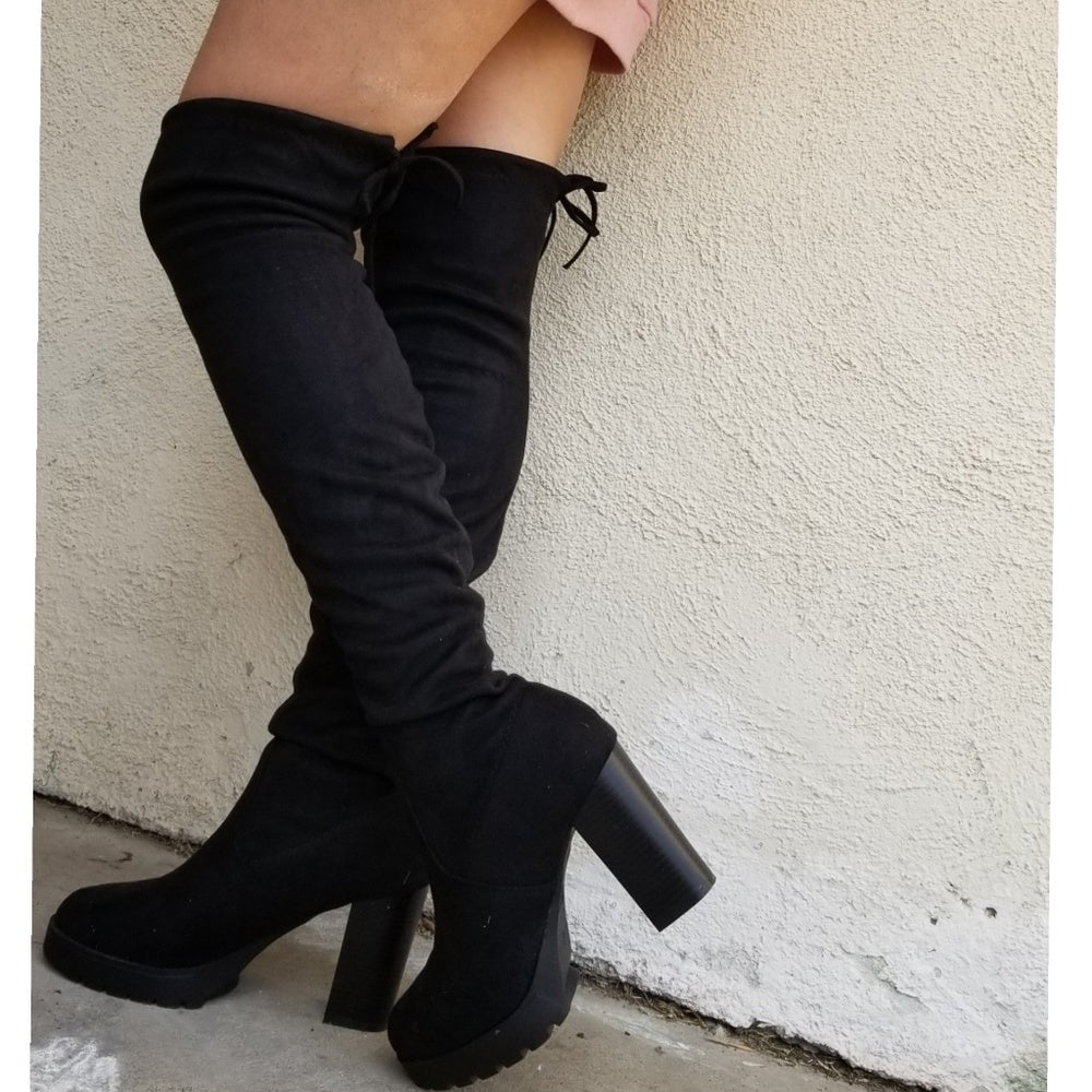 🚨RESTOCKED 🚨 Bella Black tigh high boots