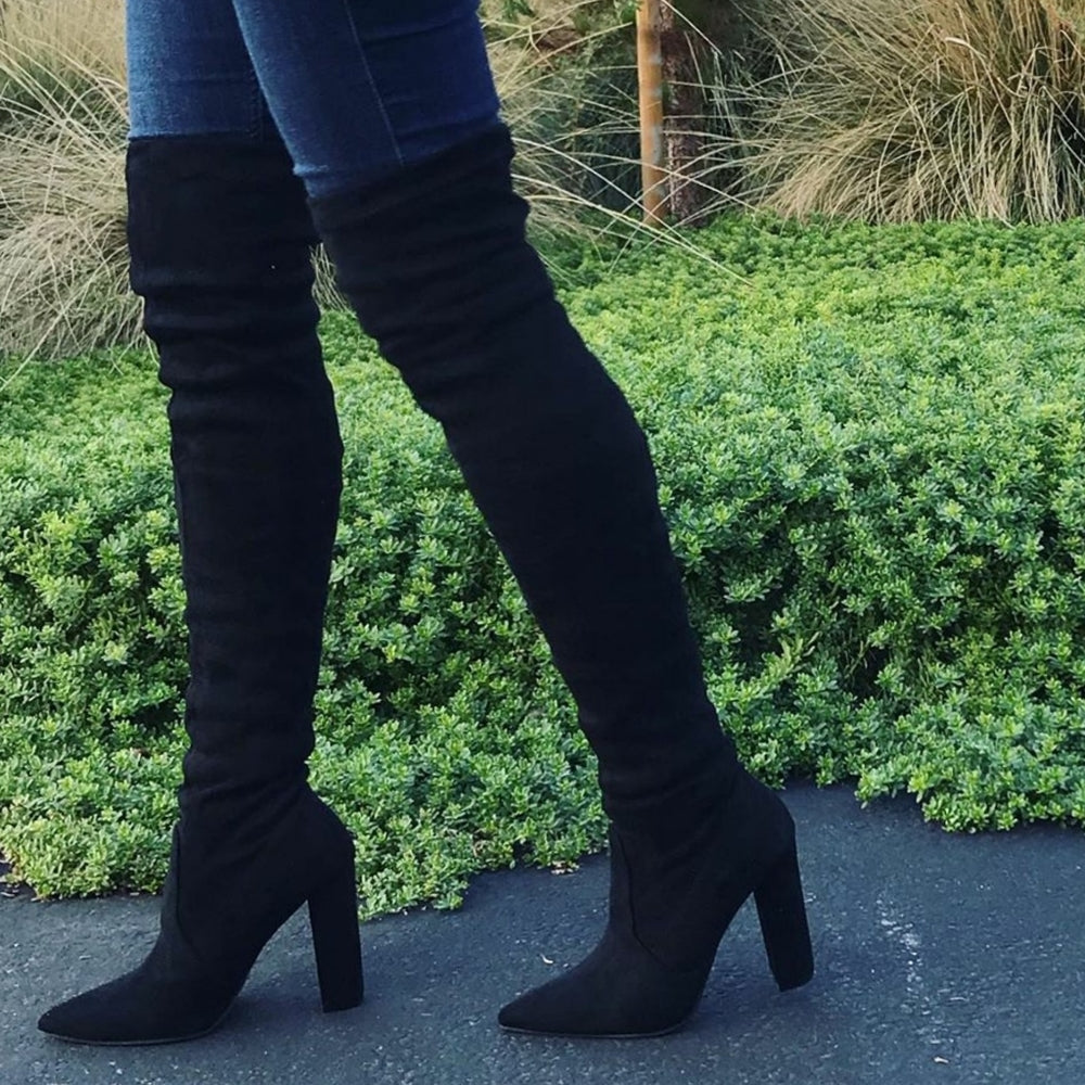 ❤ Best Seller ❤Nikie black faux suede boots over knee